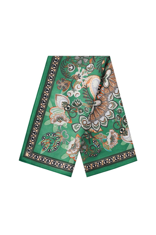 Foulard Jardin d’Émeraude – Carré satiné vert floral